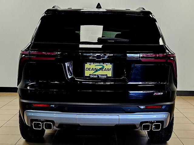 used 2025 Chevrolet Traverse car, priced at $51,587