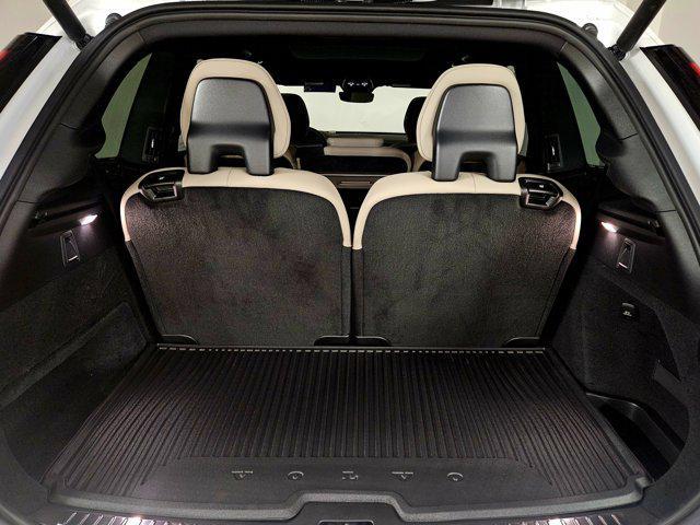 new 2026 Volvo XC90 car, priced at $73,094