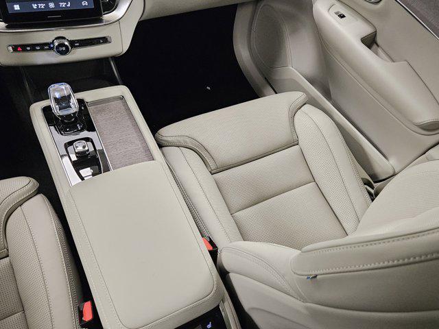 new 2026 Volvo XC90 car, priced at $76,015