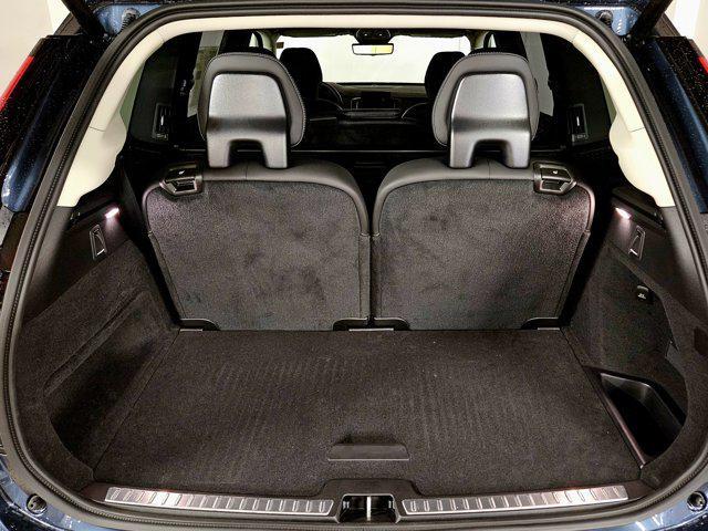 new 2026 Volvo XC90 car, priced at $72,905