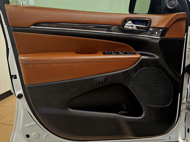 used 2021 Jeep Grand Cherokee car, priced at $30,587