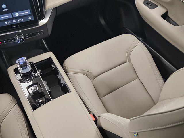 new 2026 Volvo XC90 car, priced at $71,825