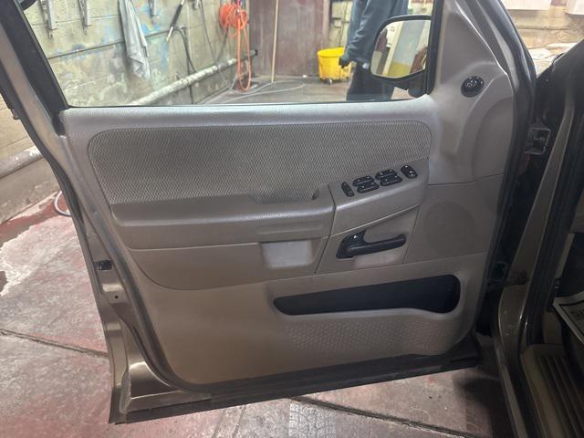 used 2002 Ford Explorer car, priced at $3,456