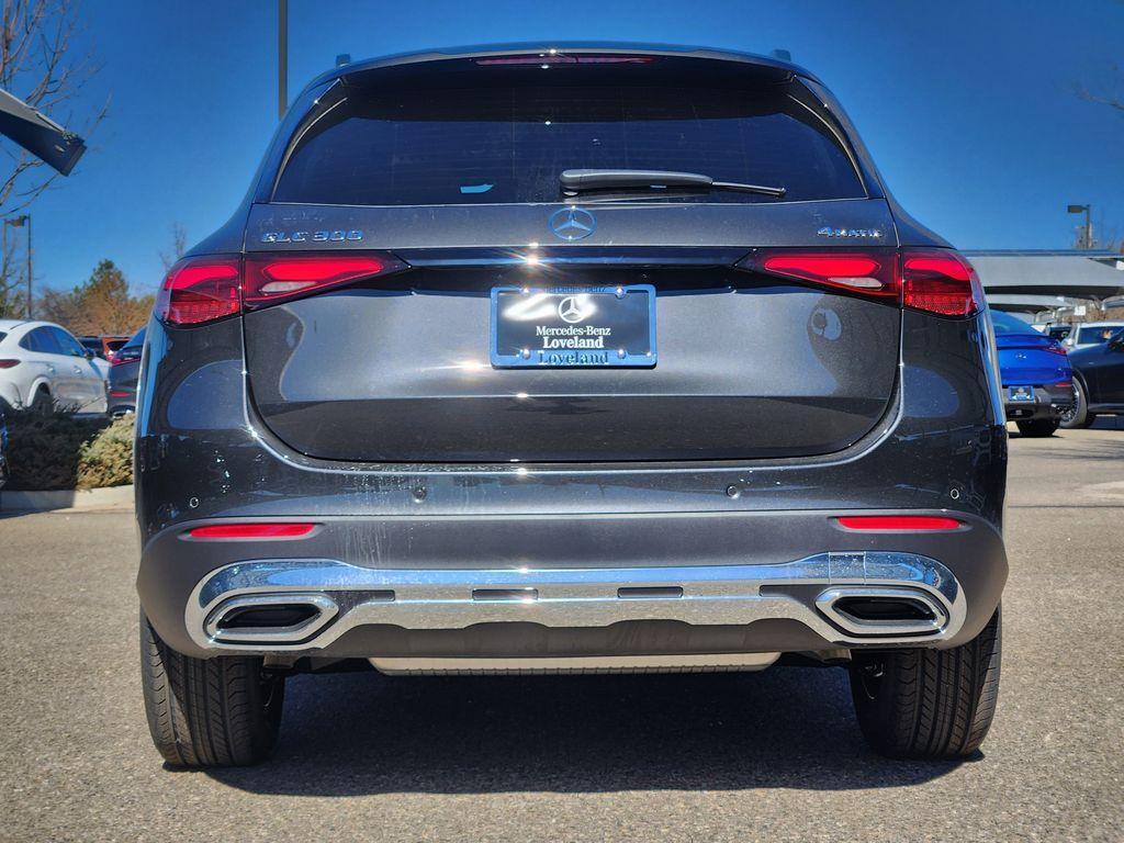 new 2026 Mercedes-Benz GLC 300 car