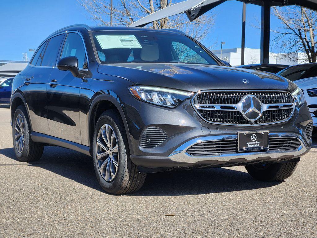 new 2026 Mercedes-Benz GLC 300 car
