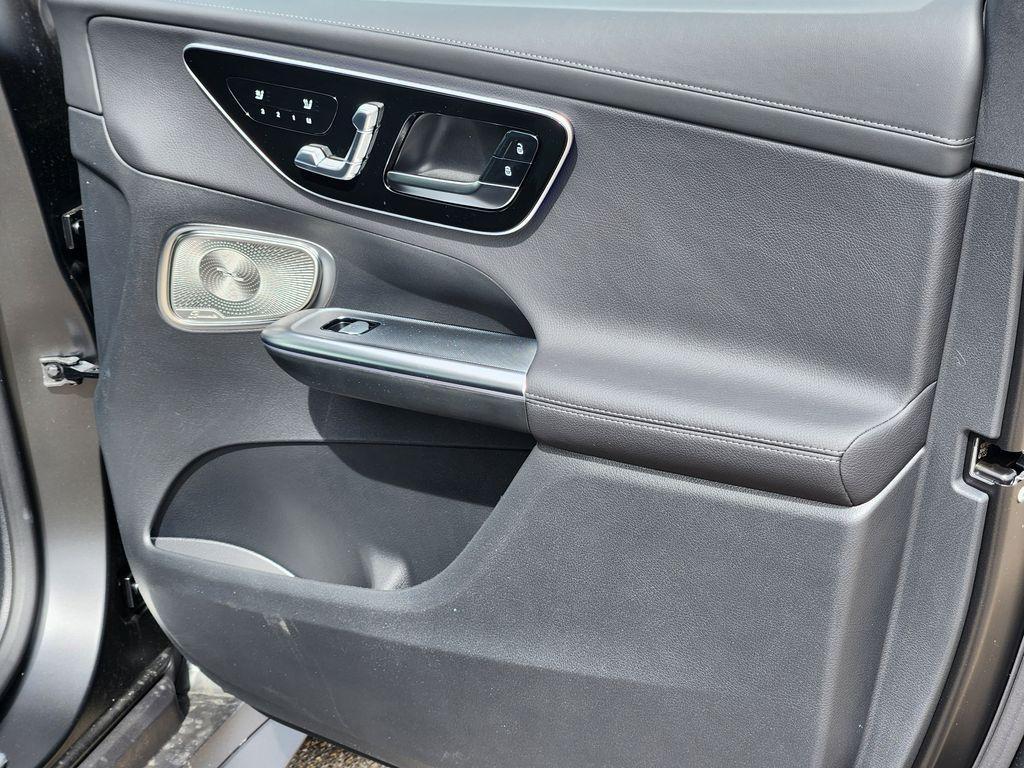 new 2026 Mercedes-Benz GLC 300 car, priced at $69,959