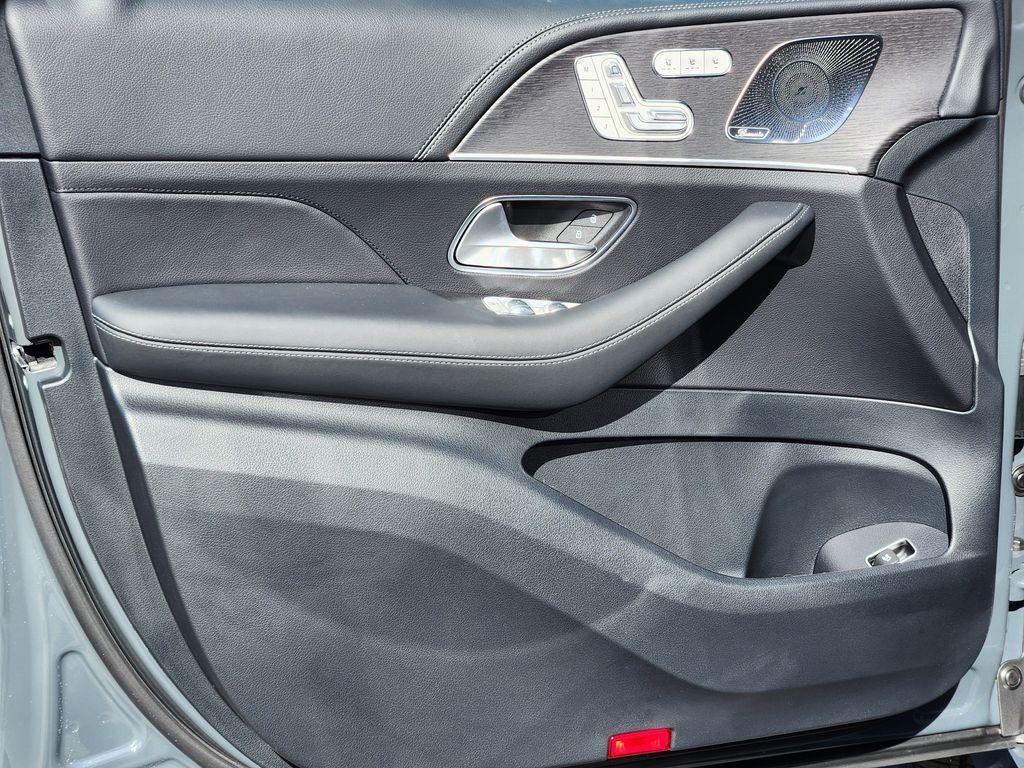 new 2026 Mercedes-Benz AMG GLE 53 car, priced at $100,924