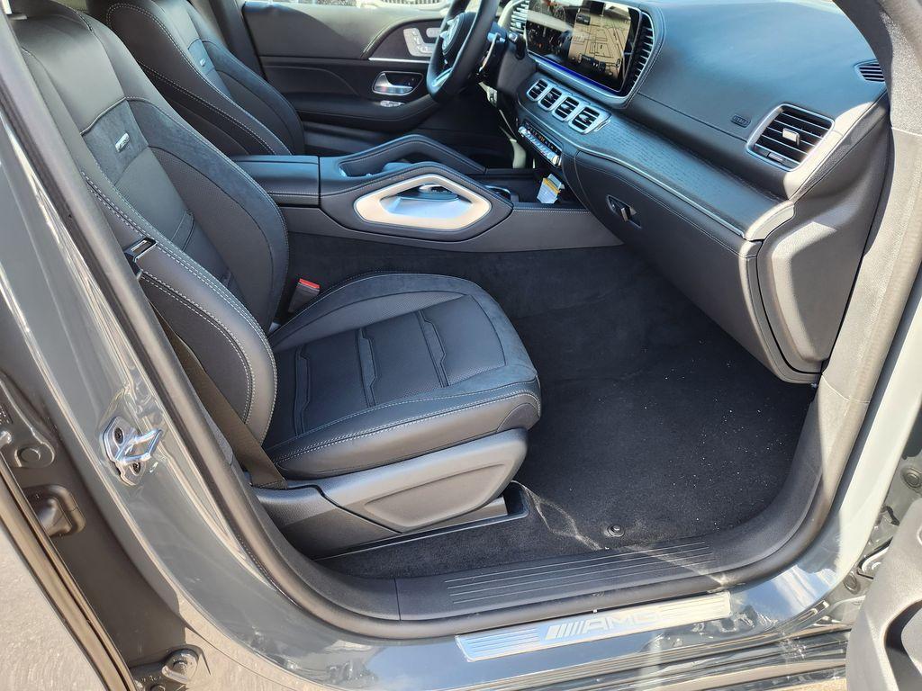 new 2026 Mercedes-Benz AMG GLE 53 car, priced at $100,924