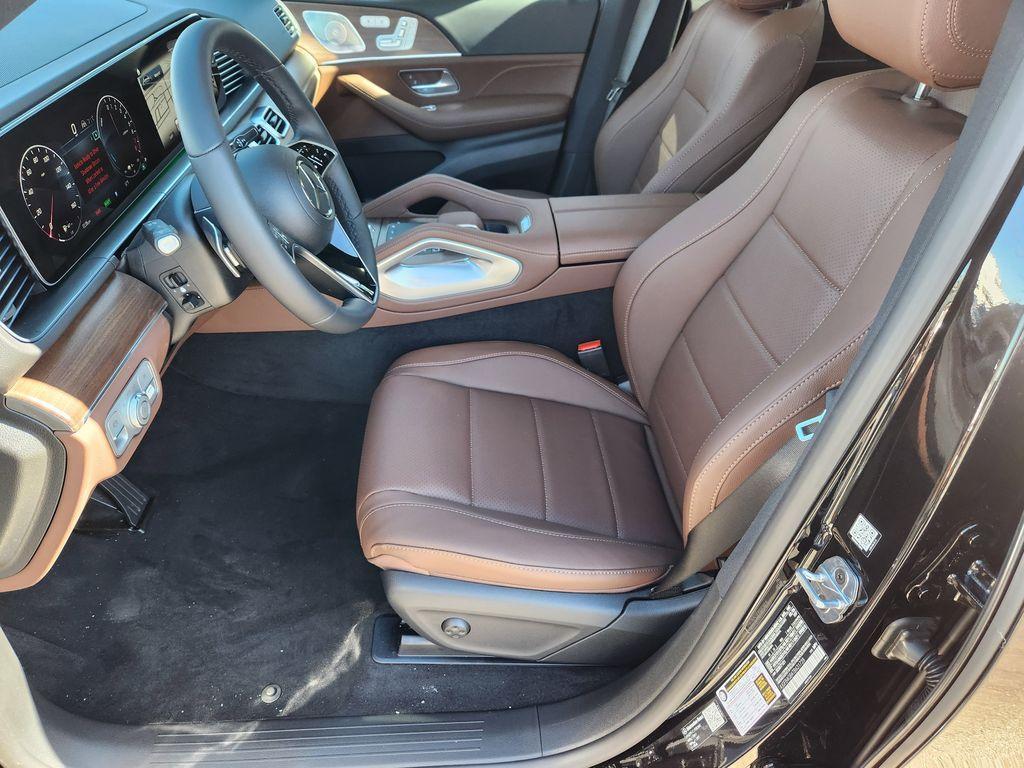 new 2026 Mercedes-Benz GLE 450e car, priced at $84,909