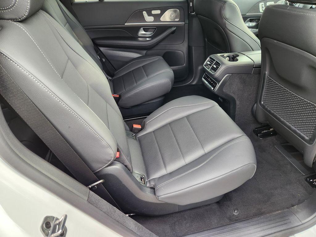 new 2026 Mercedes-Benz GLS 450 car, priced at $97,359