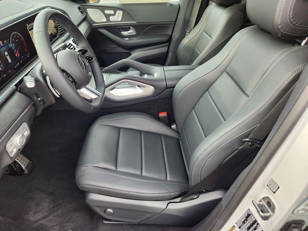 new 2026 Mercedes-Benz GLS 450 car, priced at $97,359