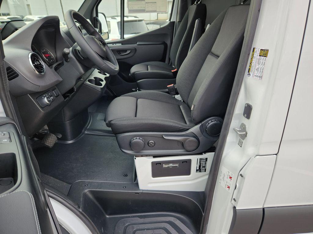 new 2026 Mercedes-Benz Sprinter 2500 car, priced at $77,565