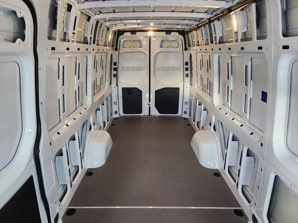 new 2026 Mercedes-Benz Sprinter 2500 car, priced at $77,565