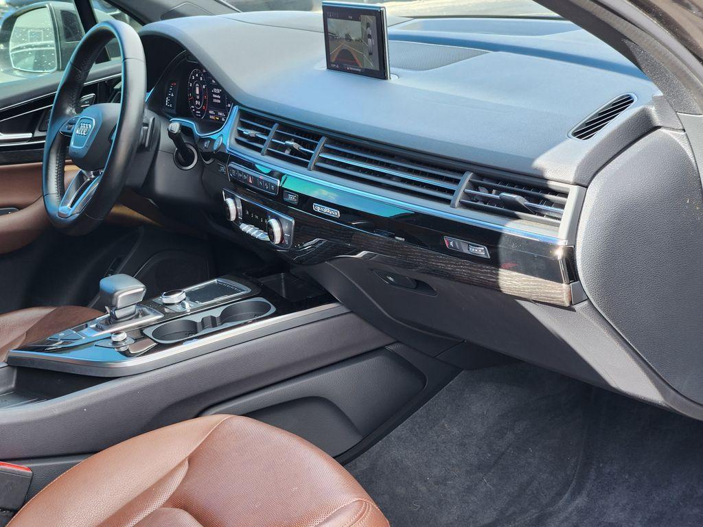 used 2018 Audi Q7 car, priced at $21,900