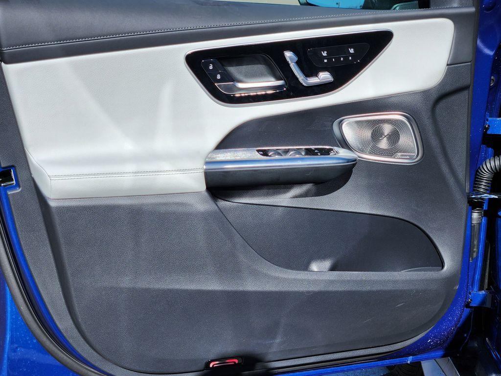 new 2026 Mercedes-Benz GLC 300 car, priced at $63,294