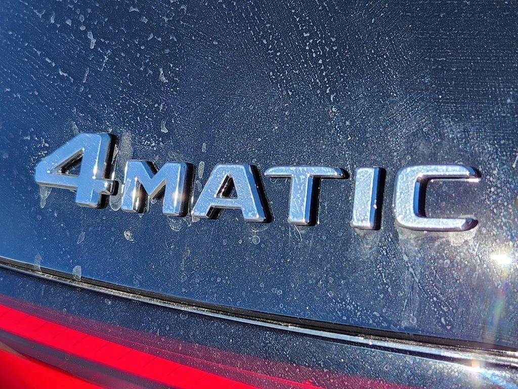 new 2026 Mercedes-Benz GLC 300 car