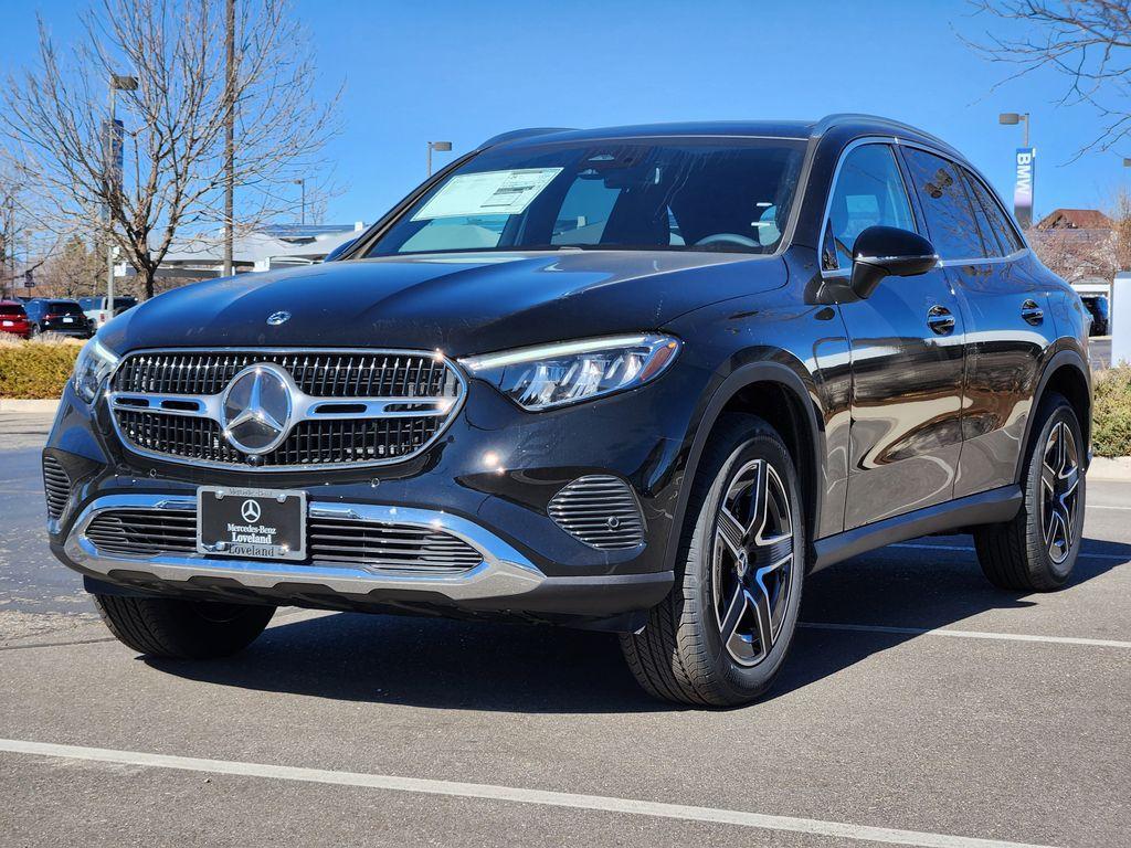 new 2026 Mercedes-Benz GLC 300 car