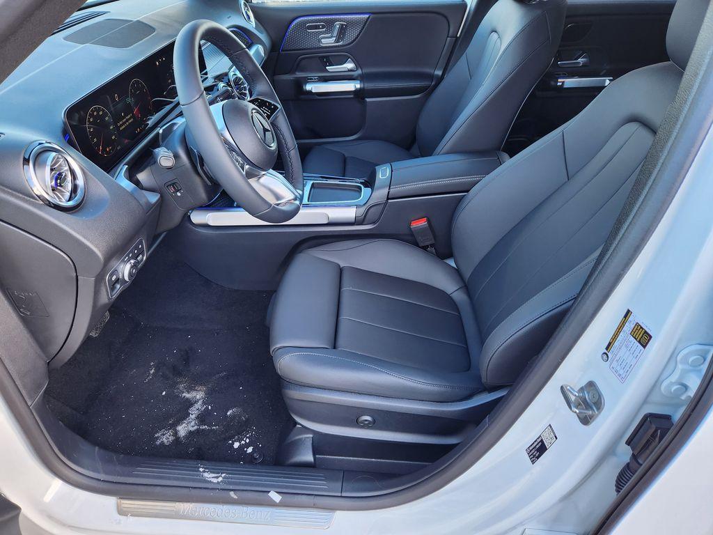 new 2026 Mercedes-Benz GLB 250 car, priced at $52,434