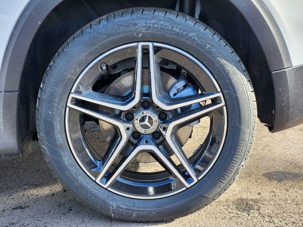 new 2026 Mercedes-Benz GLB 250 car, priced at $52,434