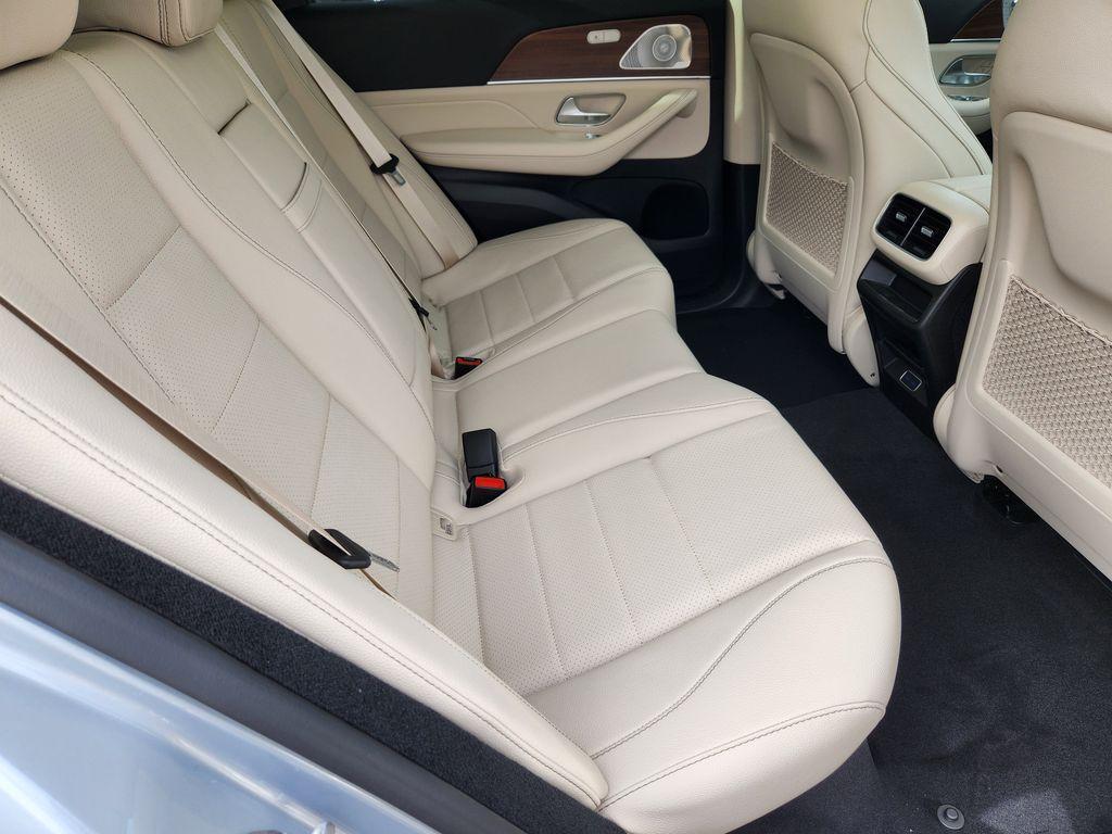 new 2026 Mercedes-Benz GLE 450e car, priced at $84,909