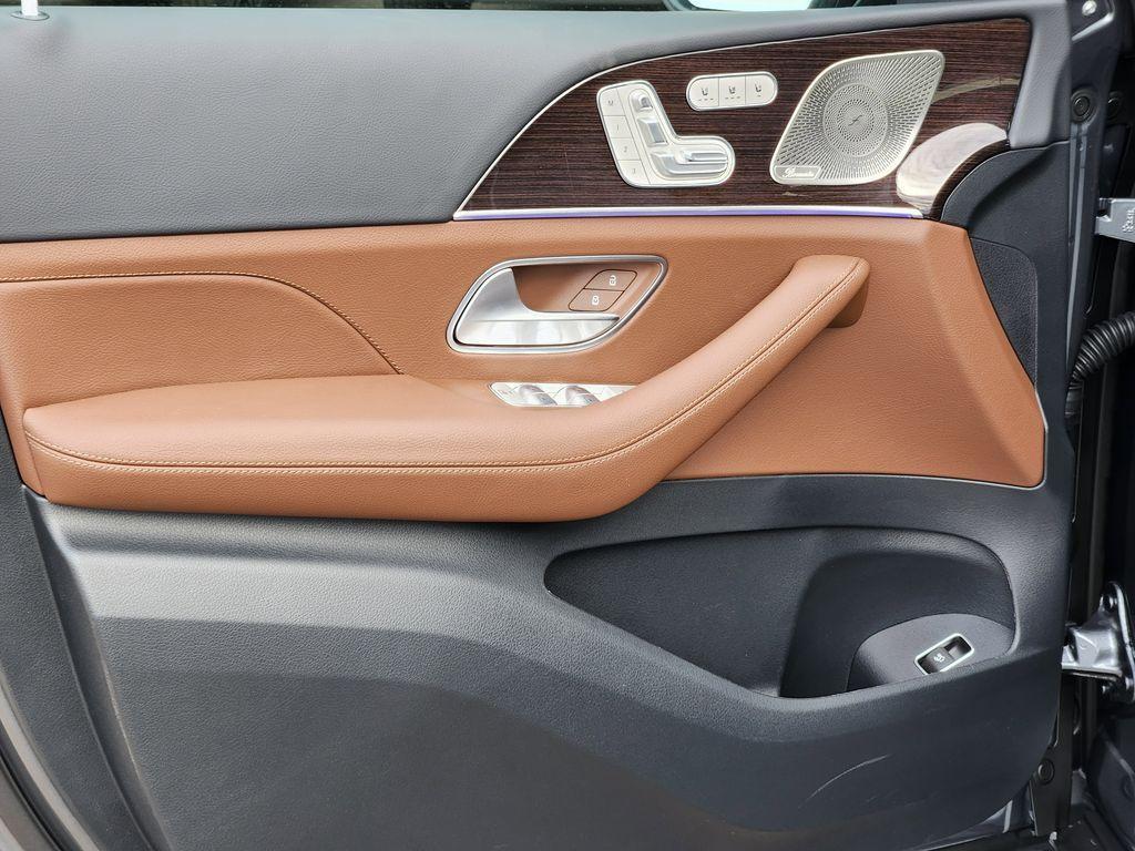 new 2026 Mercedes-Benz GLS 450 car, priced at $94,199