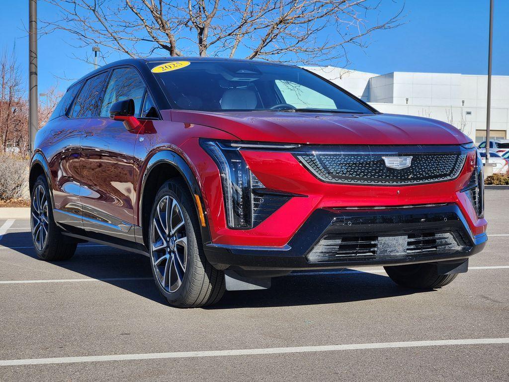 used 2025 Cadillac OPTIQ car, priced at $38,500