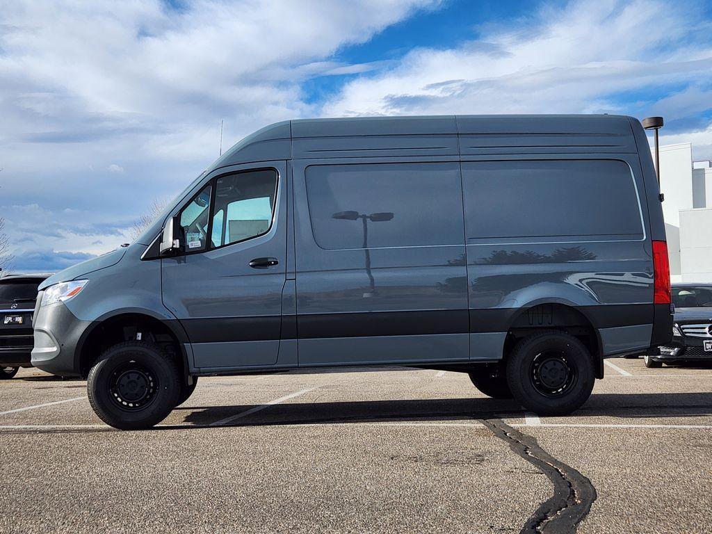 new 2026 Mercedes-Benz Sprinter 2500 car, priced at $77,098