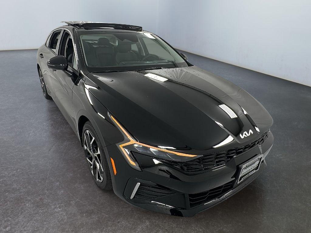 new 2025 Kia K5 car, priced at $32,918