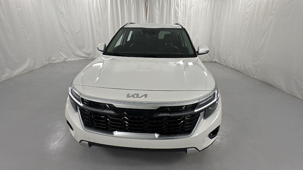new 2026 Kia Seltos car, priced at $28,800