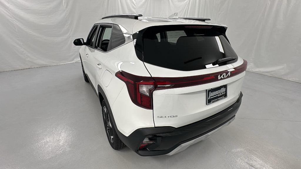 new 2026 Kia Seltos car, priced at $28,800