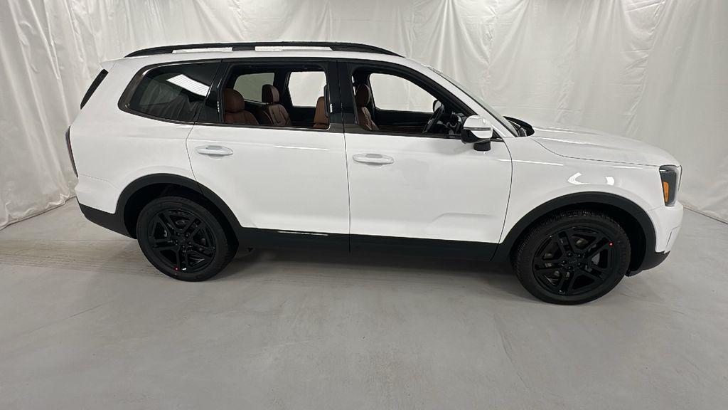 new 2025 Kia Telluride car, priced at $49,528