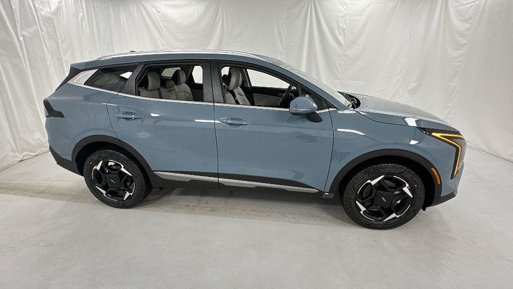 new 2026 Kia Sportage Hybrid car, priced at $33,261