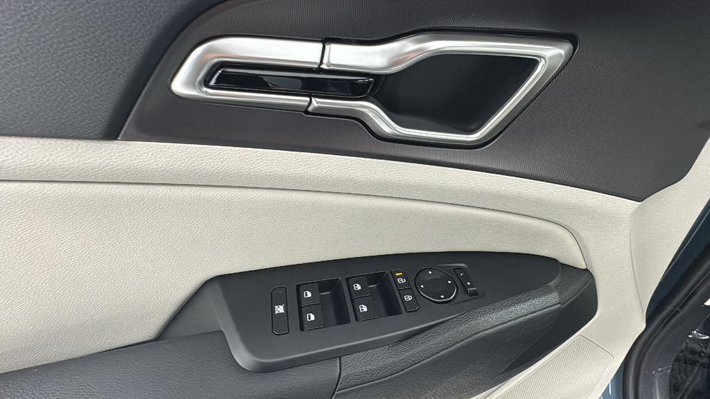 new 2026 Kia Sportage Hybrid car, priced at $33,261