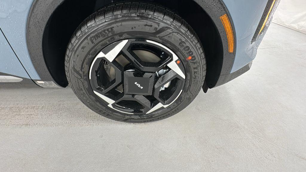 new 2026 Kia Sportage Hybrid car, priced at $33,261