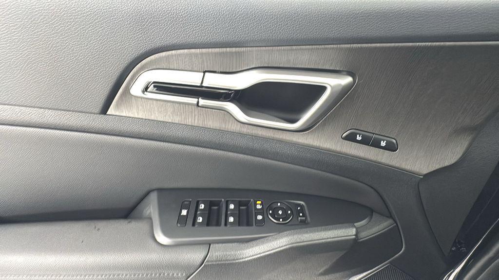 new 2026 Kia Sportage car, priced at $35,923
