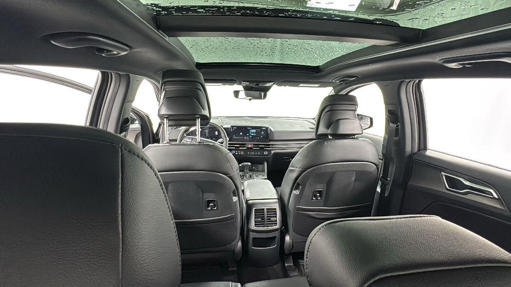 new 2026 Kia Sportage car, priced at $35,923