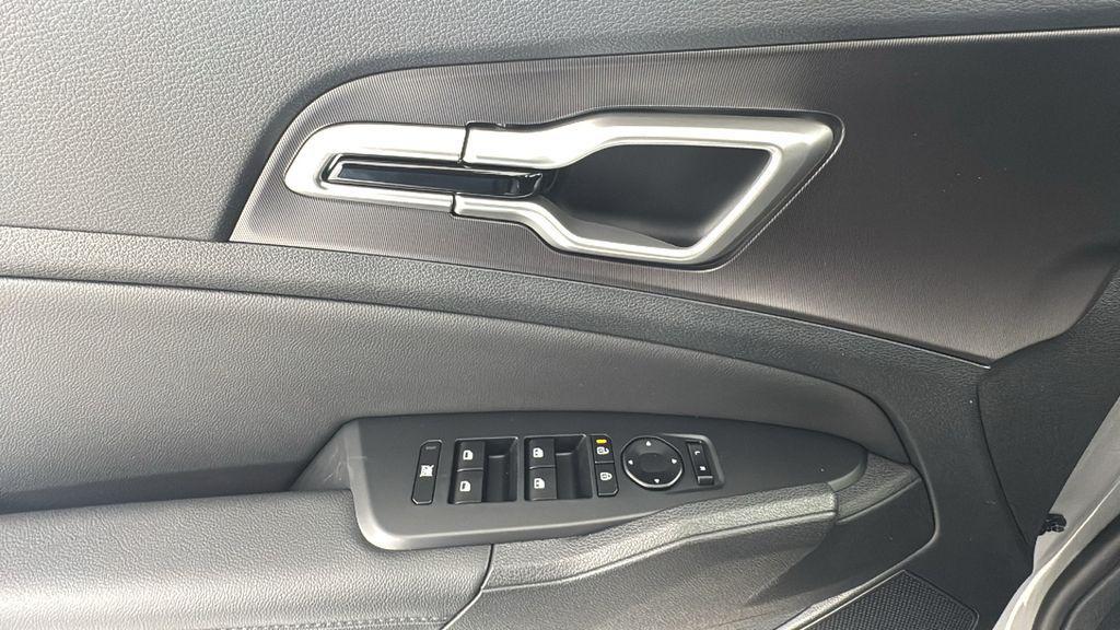 new 2026 Kia Sportage car, priced at $33,008