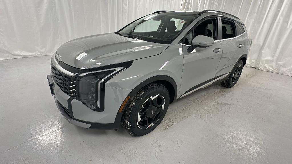 new 2026 Kia Sportage car, priced at $33,008