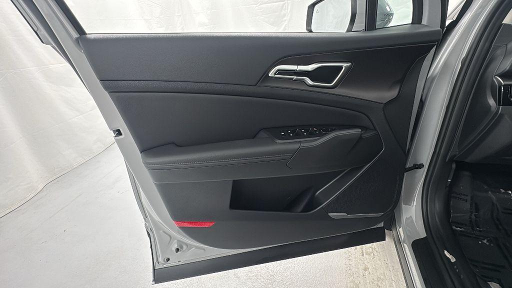 new 2026 Kia Sportage car, priced at $33,008