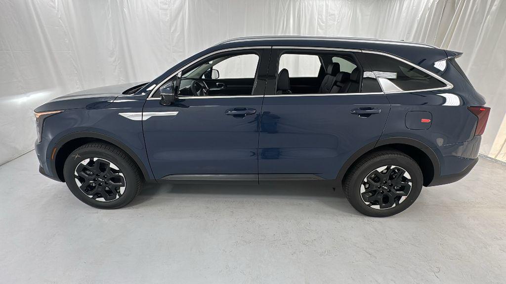 new 2026 Kia Sorento car, priced at $36,088
