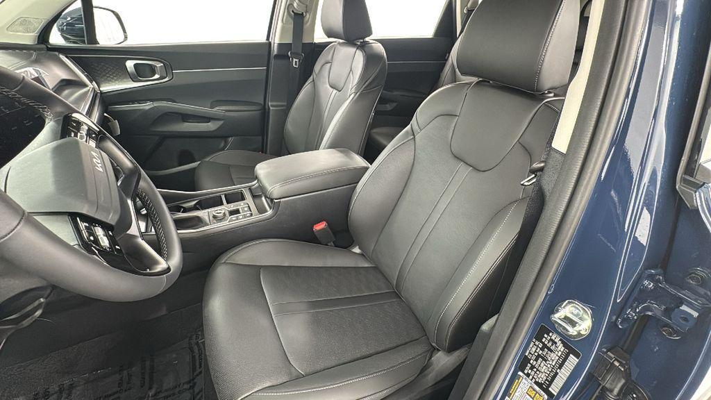 new 2026 Kia Sorento car, priced at $36,088
