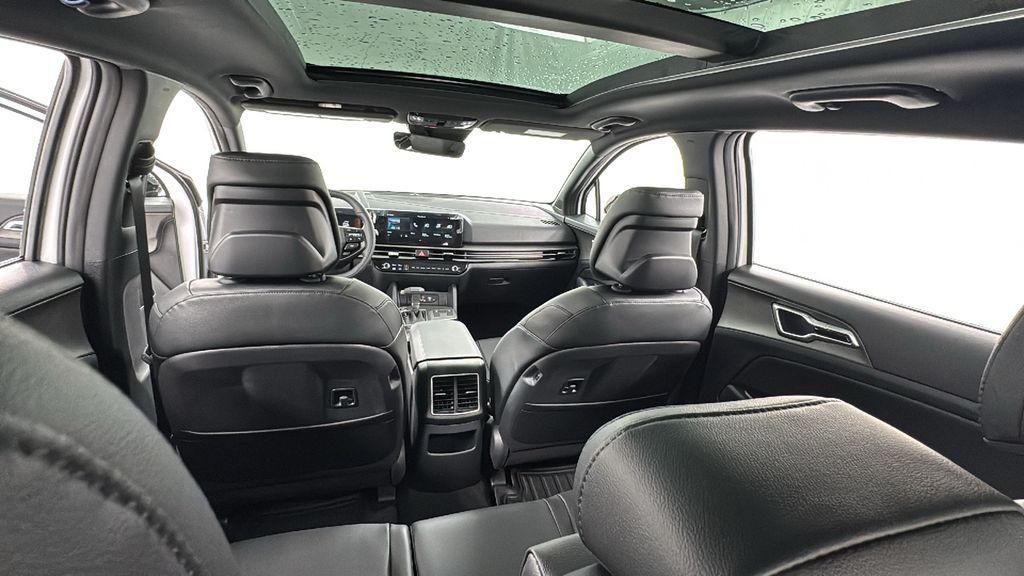 new 2026 Kia Sportage car, priced at $33,619