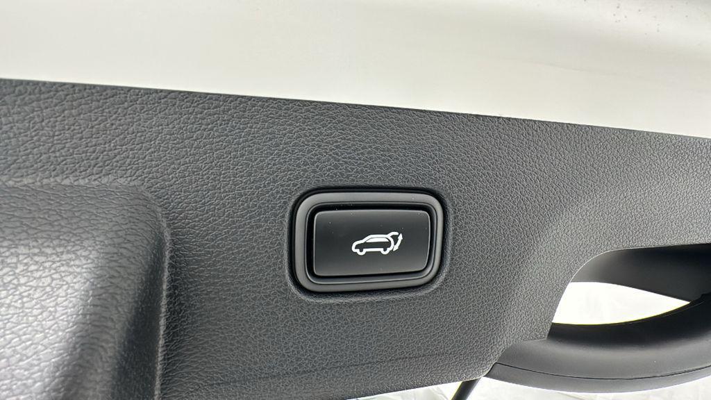 new 2026 Kia Sportage car, priced at $33,619