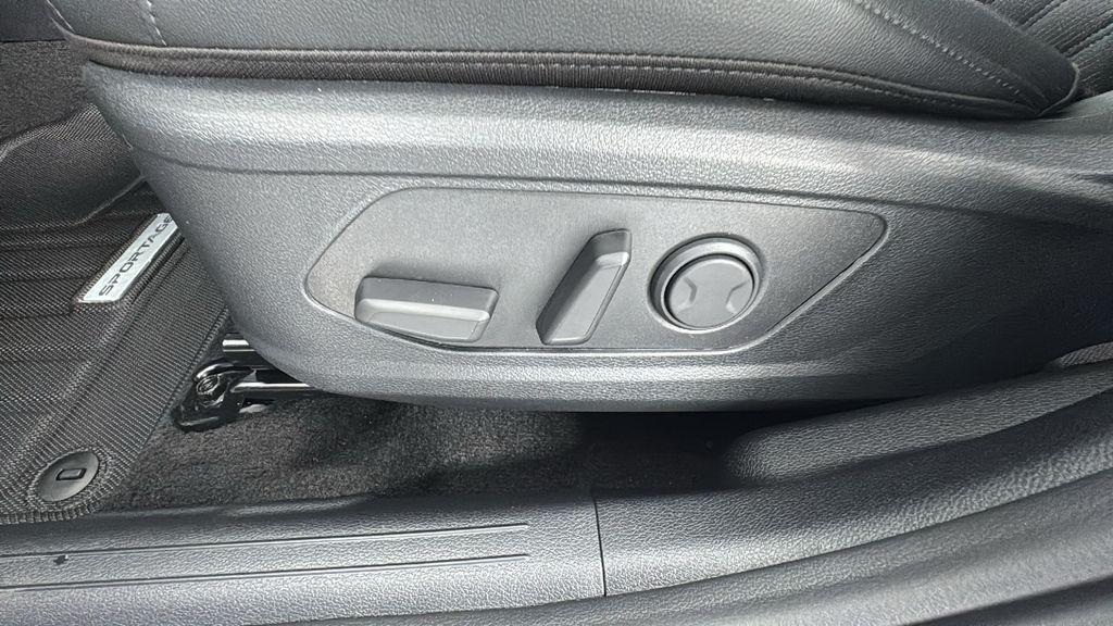 new 2026 Kia Sportage car, priced at $33,619