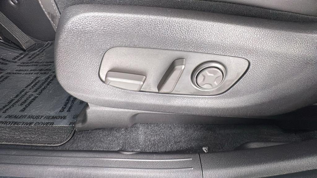 new 2026 Kia Carnival car, priced at $45,804