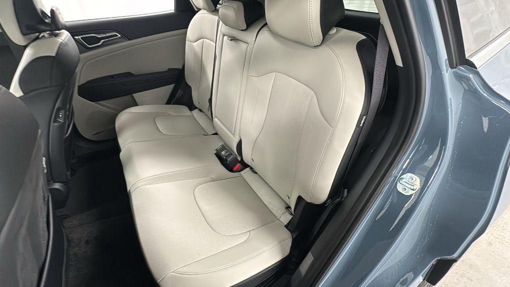 new 2026 Kia Sportage Hybrid car, priced at $34,216