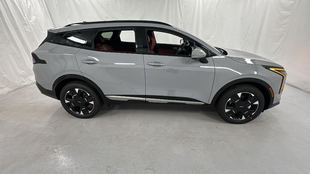 new 2026 Kia Sportage Hybrid car, priced at $39,984