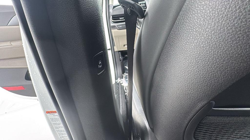 new 2026 Kia Carnival car, priced at $38,156