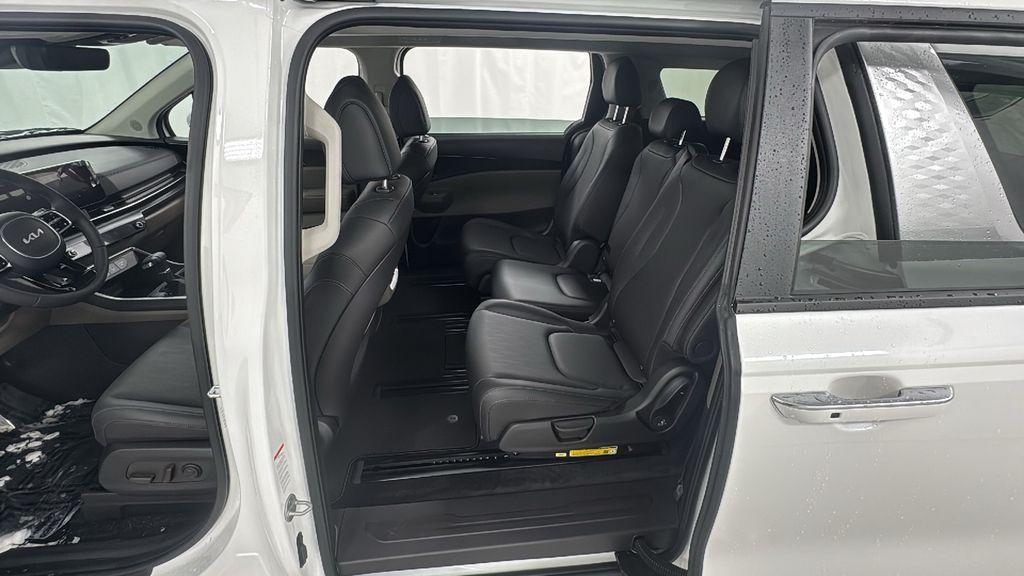 new 2026 Kia Carnival car, priced at $38,156