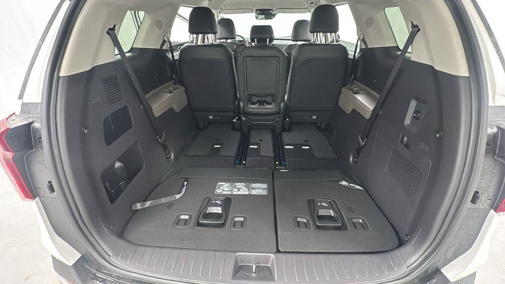 new 2026 Kia Carnival car, priced at $38,156